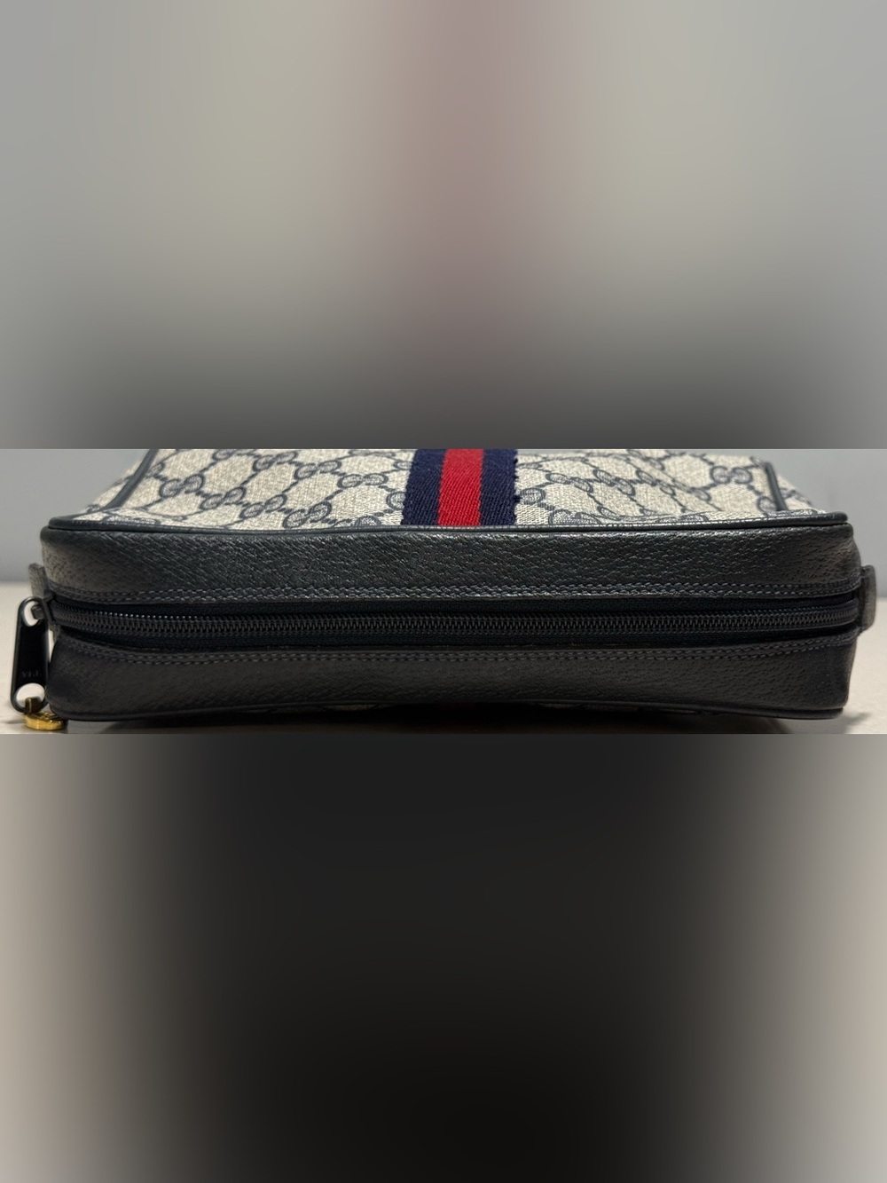 Gucci Vintage GG Supreme Sherry Line Clutch Bag - Picture 6 of 11